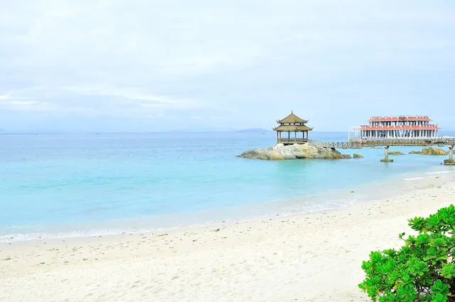 Wuzhizhou Island in Sanya